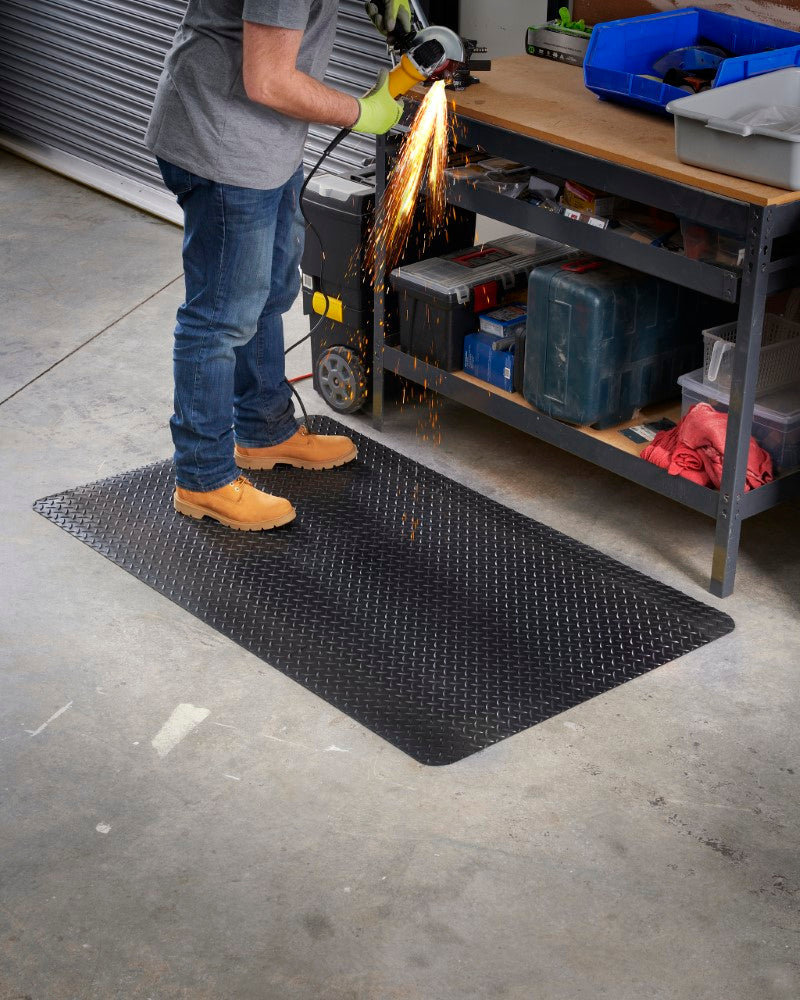 Garage Anti-Fatigue Mat | Grease-Resistant Standing Mat