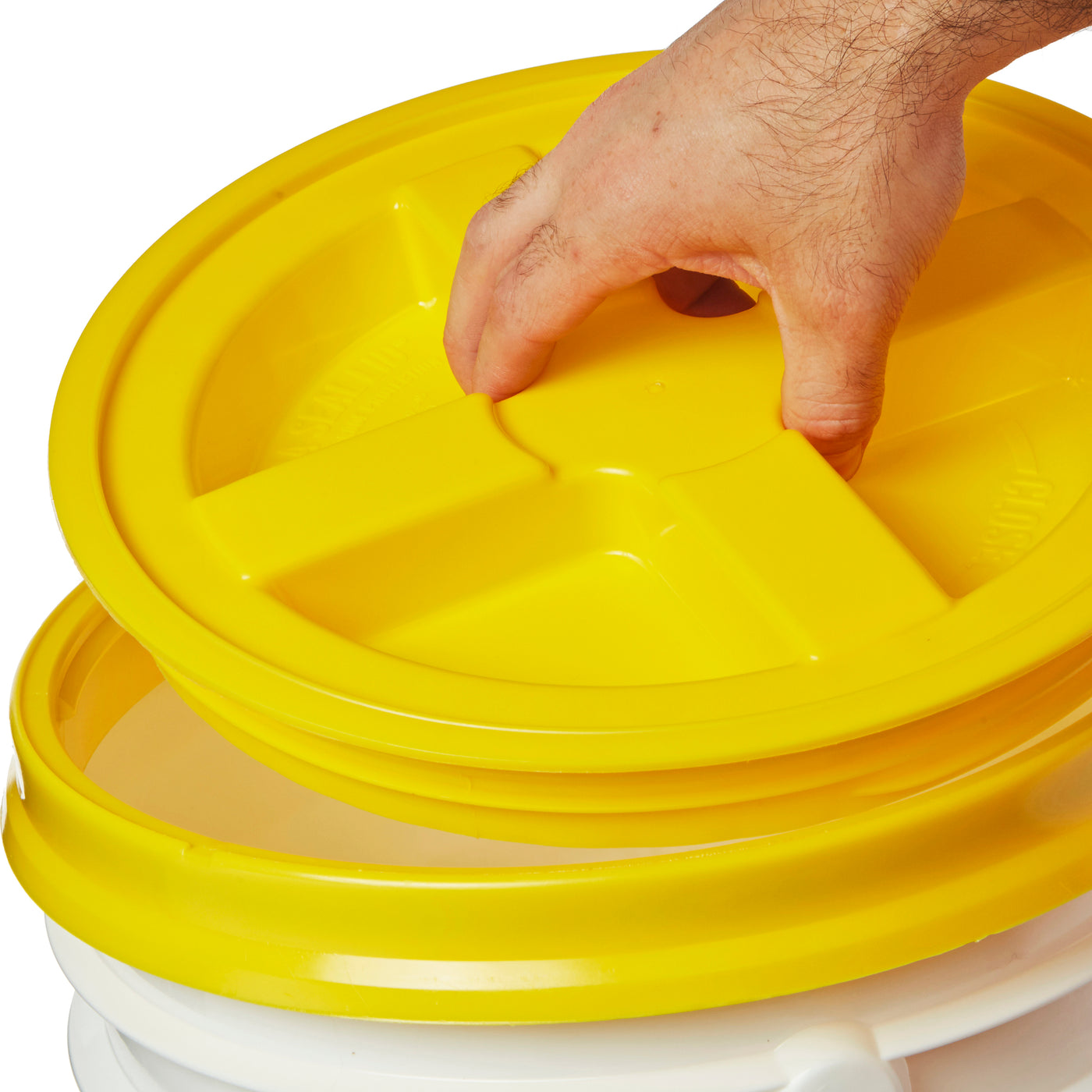3.5 7 Gallon Gamma Seal Lids Yellow Consolidated Plastics